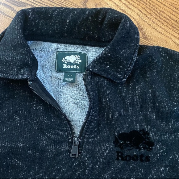 Roots Quarter Zip Sweater in black pepper - Picture 1 of 5